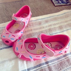 Mini Melissa cupcake shoes